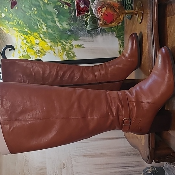 New in box! Born Esla Womens 11 Brown tall leather heeled Saddler boot